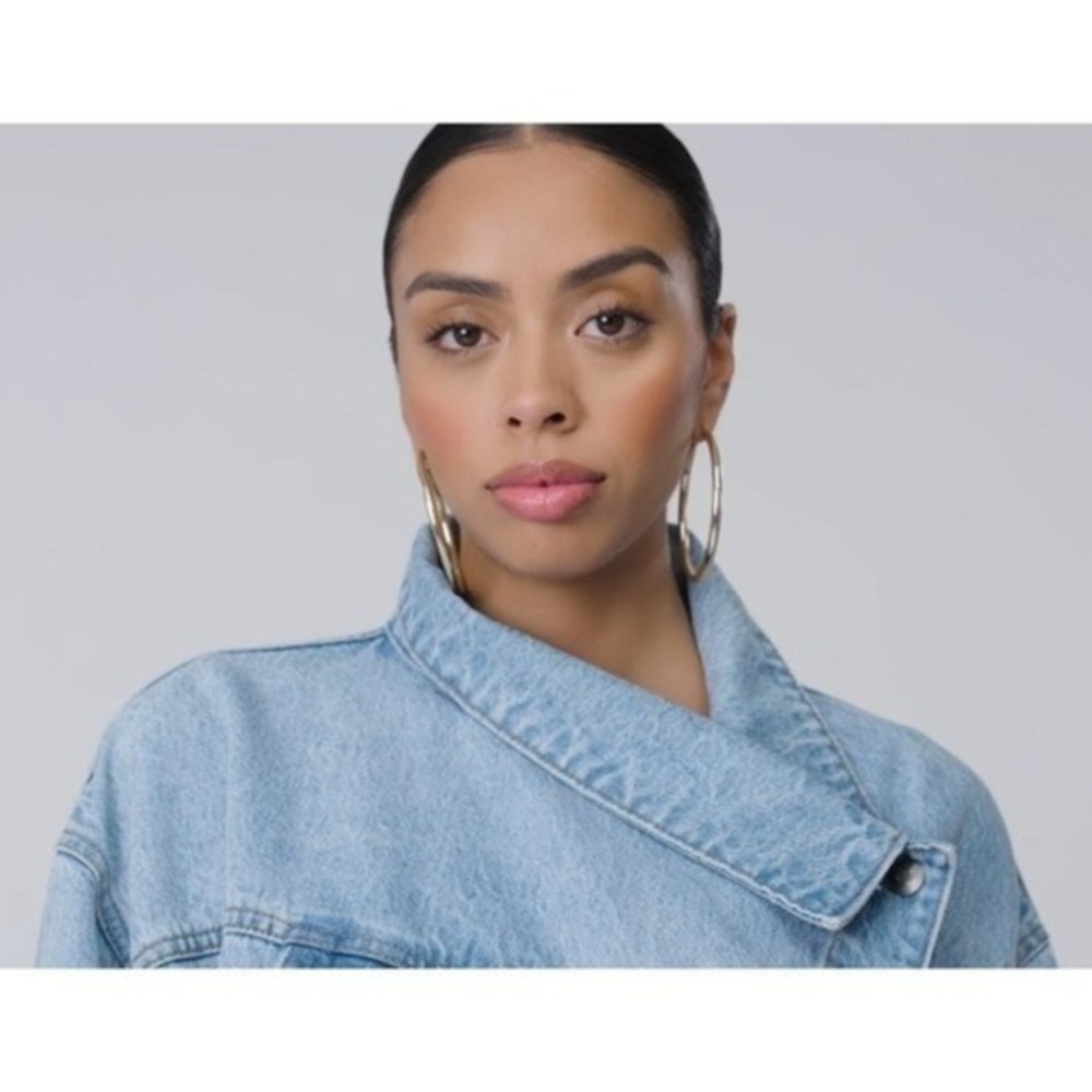 KBB by KAHLANA x Target Women's XL Extra Large The Denim Jacket Light Wash Jean - Picture 4 of 12